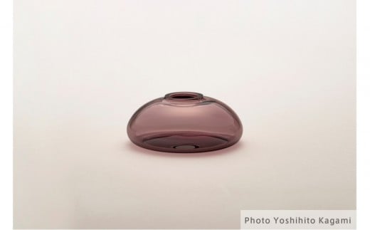 
                  【カラー選択可】フィンランド人デザイナーと群馬県のものづくりのコラボレーションから生まれた花瓶「ソフトベース」スモールサイズ
                