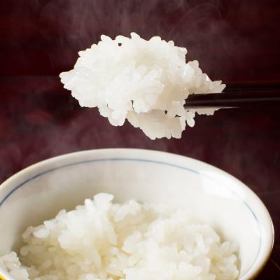 ふるさと納税 津南町 【令和7年産】 特選!魚沼産コシヒカリ 白米5kg 魚沼地域津南町の美味しいお米 |  | 01
