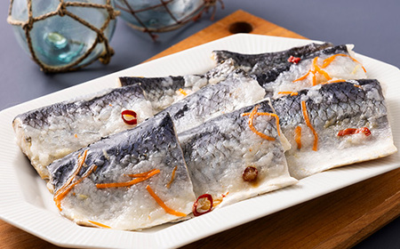飯寿しセット(紅鮭 200g＆にしん 300g)【配送不可地域：離島】【1657197】