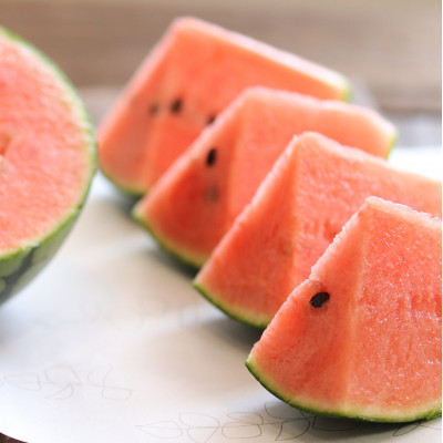 
            甘さがギュッ!とつまったシャリシャリ食感の藪塚こだまスイカ2玉(令和8年5月～6月発送)【1213147】
          