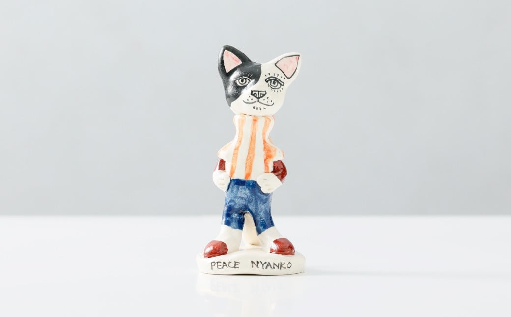 
            【喜鶴製陶】有田焼／猫型フィギュア 保護猫事業
          