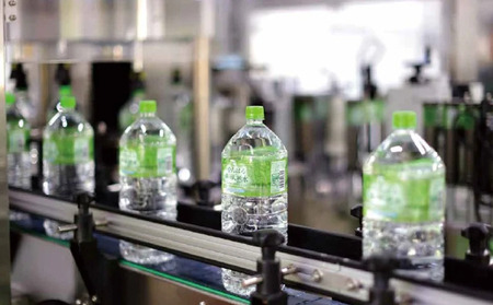 定期便12回 東村の軟水【やんばる 森の天然水】　2L×6本