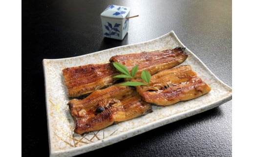 【22A028】　創業140年秘伝のたれ　『割烹魚仲のうなぎ蒲焼きセット』（無添加・国産活鰻使用）