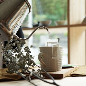 コーヒー　人気 おすすめ【スペシャルドリップコーヒーホワイトキャメル　３０杯セット】　和泉市 辻本珈琲 自家焙煎（AH111-SJ）