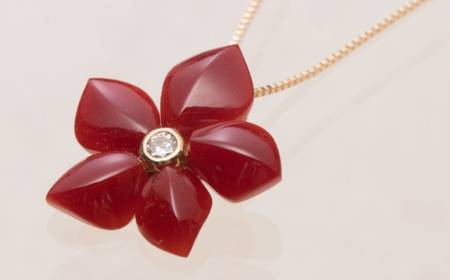 【最高級】赤サンゴの花型ペンダント_kn075