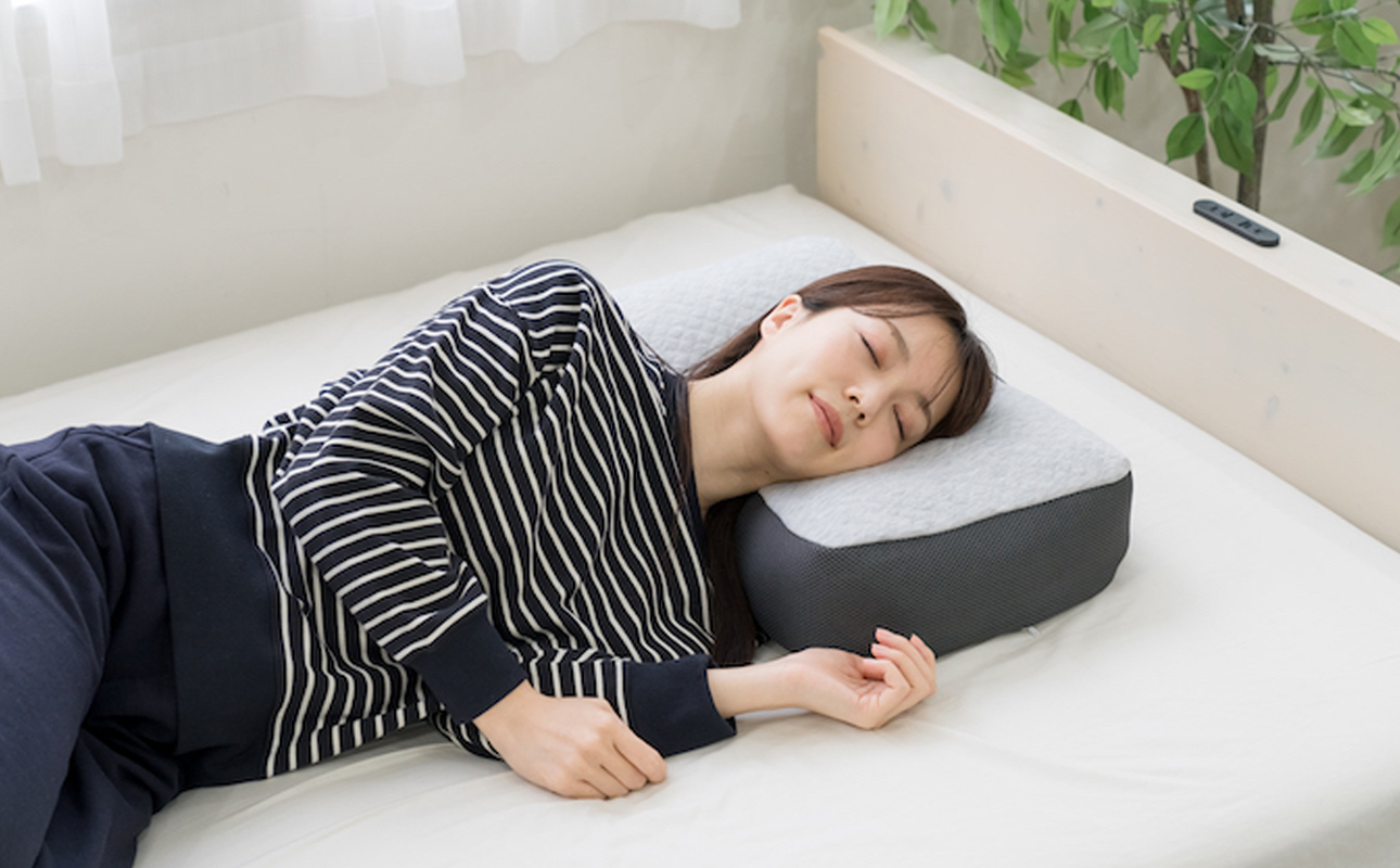 高さを２段階で変えられるので、自分ならではのベストポジションが得られる！セルフフィッティング枕「高さ調整シート付 横向き寝しやすいそば殻まくら」【快眠、枕、睡眠、そば、寝心地、サポート、寝具、ベッド、