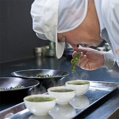 ふるさと納税 甲賀市 滋賀県産【はね出し玉露の茎茶】　100g×5　約166杯分 |  | 02