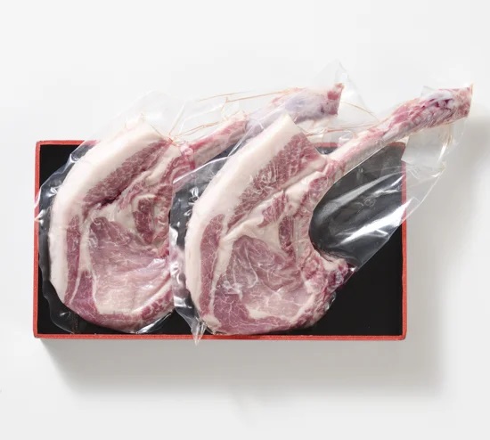 【6か月定期便】純白のビアンカコース 毎月違うお肉をお届け 計4kg超 豚バラ 豚ロース 骨付き ポークステーキ しゃぶしゃぶ 焼肉 1D22048