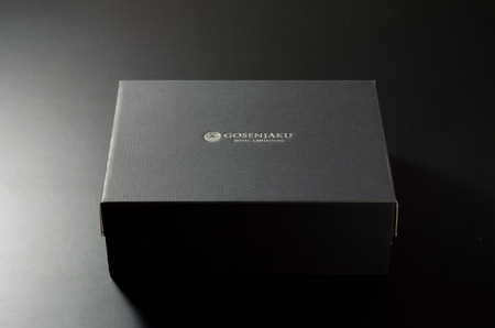 五千尺ホテル上高地 プレミアムレアチーズケーキ ～伝統の味と特製ベリーソース～