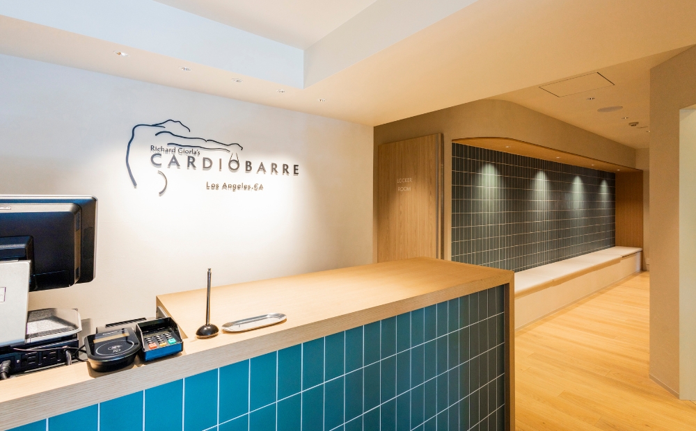 ベイクルーズグループ CARDIO BARREで使えるご招待券【30,000円分】