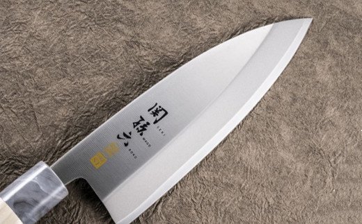 H15-57 ＜ステンレス和包丁 （片刃）＞ ◇貝印 関孫六 銀寿ST 和包丁 出刃 150mm ～出刃包丁 小ぶり 小さいサイズ でば 魚調理 天然木 錆びにくい お手入れしやすい 調理器具 キッチ
