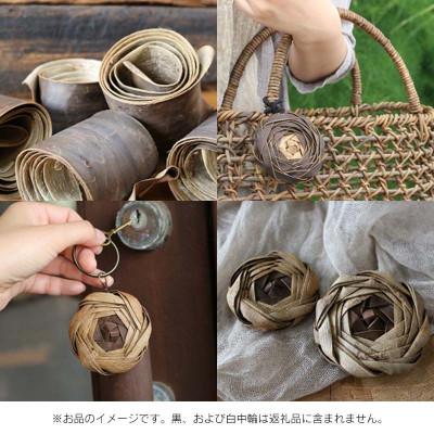 ふるさと納税 鶴岡市 ノワローズペアペンダント白大輪【天然山形県産で手作り】　アトリエかおる |  | 02