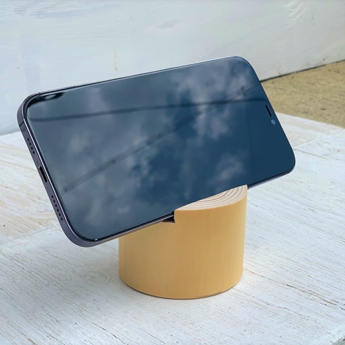 森の丸太スタンド 「MIGAKI」 スマホスタンドとエコバッグセット／ヒノキ 磨き丸太 ギフト テレワーク 低炭素 間伐材 丸太仕上げ 天然素材 カバー無し推奨 木製 おしゃれ かわいい MORITO