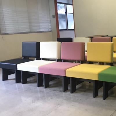 ふるさと納税 海南市 和歌山県海南市　高品質な一人掛け組み立てソファ　合皮ホワイト(フレームホワイト) |  | 02