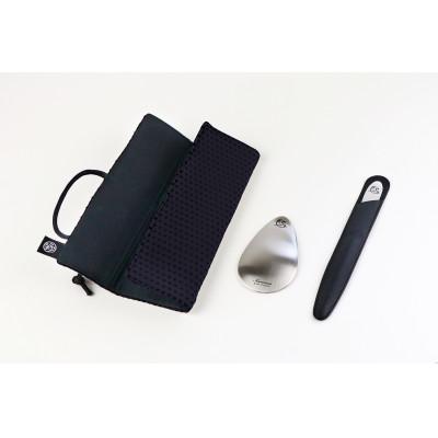 ふるさと納税 燕市 シャイニー　爪ヤスリ・かかとヤスリセット　刺し子ケース(紺)入り
