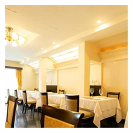 フレンチレストラン「ヴィラージュ・アキヨシ」ディナーペアお食事券【1186763】