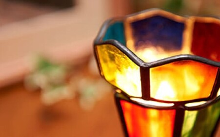 ステンドおやすみランプ ／ インテリア ステンドグラス ガラス細工 ライト 工芸 枕元 照明 間接照明 雑貨 九州 長崎