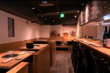 【浅草】焼肉ビースト 特産品ランチ・ディナー共通コース 4名様（1年間有効） お店でふるなび美食体験 FN-Gourmet1072525