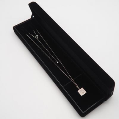 ふるさと納税 甲府市 PT900/PT850 0.5ct ダイヤモンド ペンダントネックレス　FHH-019832 |  | 03