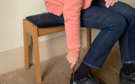 AP-23-c 玄関椅子 （収納付き） ネイビー