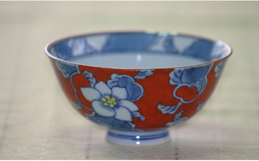 【伊万里焼】彩り唐花飯碗 茶碗（１個） H306_イメージ2
