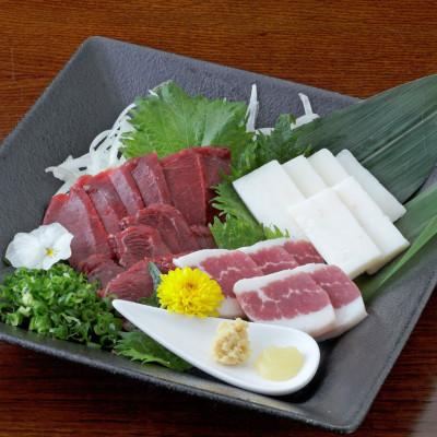 ふるさと納税 宇城市 【馬刺し】熊本直送三種盛り　赤身100g・コーネ50g・フタエゴ50g　合計200gセット(宇城市)