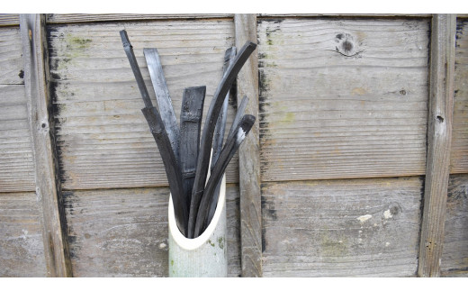 
CP-9 行方の竹で作りました。竹炭200g（竹筒入り）
