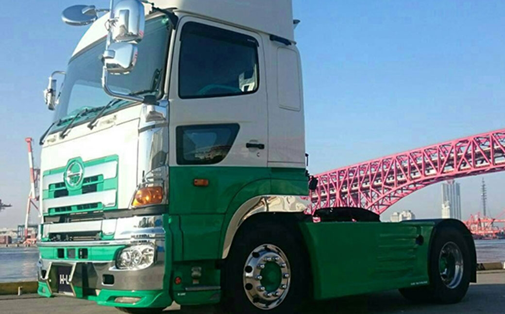 
                  HINO グランドプロフィア 後期 フロントスポイラー （ タイプ1 ） 3P トラック 車 カー カー用品 エアロパーツ パーツ カスタムパーツ カスタム
                