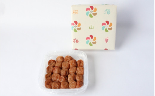 紀州南高梅　はちみつ入まろやか特選梅（塩分約8％）350g / 田辺市 紀州南高梅 南高梅 梅干し 梅干 梅 うめ 肉厚 お米 おにぎり 焼酎 梅酒 健康 はちみつ入り はちみつ梅 りんご酢 リンゴ酢