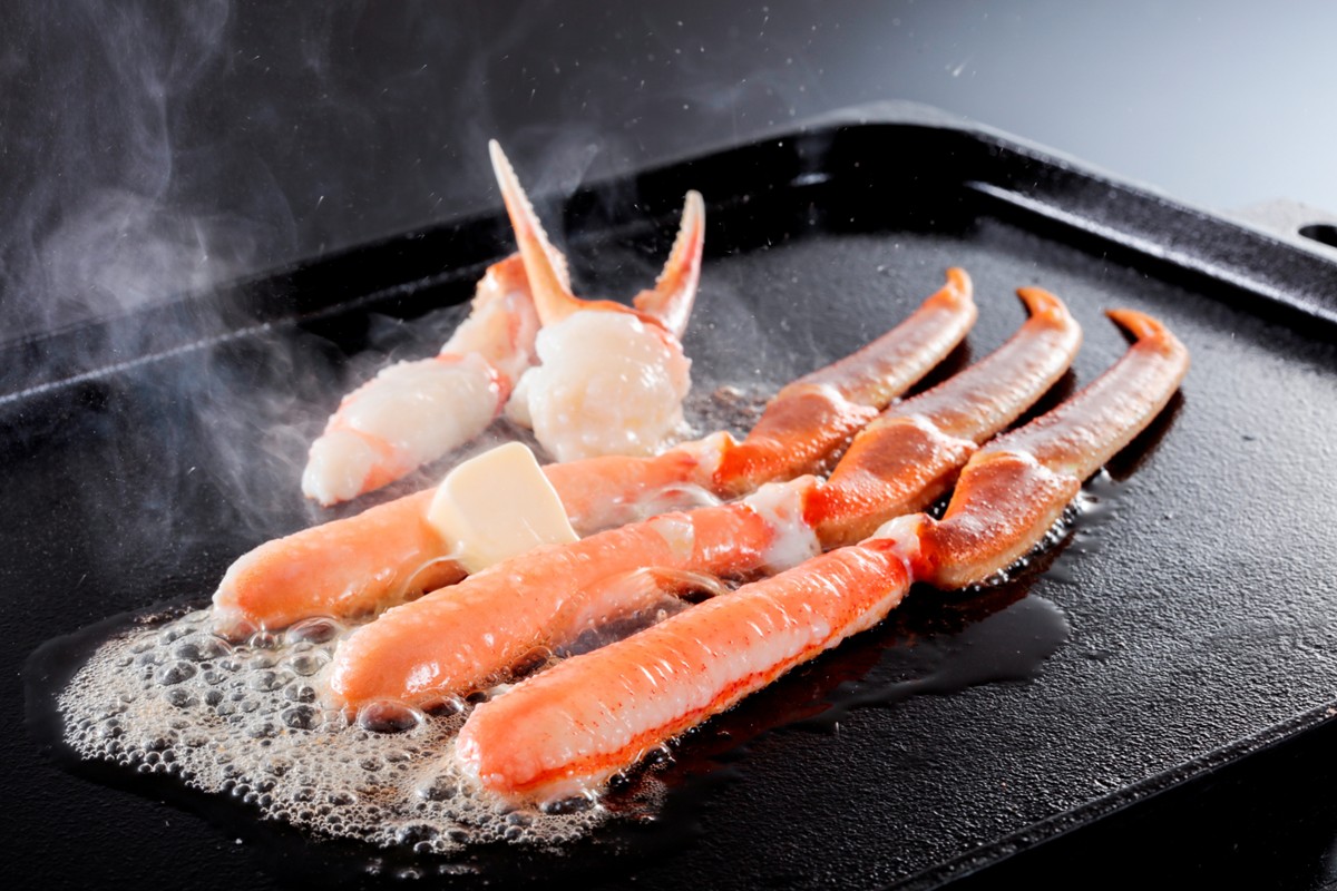 ボリューム満点！プロの目利きが選んだズワイガニ超特大サイズ５Ｌポーション／北畿水産 海産物 甲殻類 かに ずわいがに 海の幸 海鮮 冷凍 殻なし 殻むき ふるさと納税 蟹 ふるさと納税 カニ ポーショ