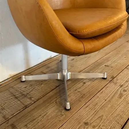 Cosmic Chair(コスミックチェア)X脚 ランド キャメル【SWOF】_雑貨・日用品 椅子・チェア・ソファ 家具・インテリア _【1561411】