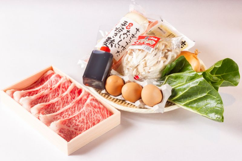 【ふるさと納税】 特上 国産 黒毛和牛 すき焼き セット お肉 350g 特上牛肉 ブランド 牛 和牛 大和牛 牛肉 新鮮 野菜 タレ つゆ 汁 出汁 ギフト プレゼント 贈答品 贅沢 高級 大和牛 上すき焼き肉 特選和牛 肉料理 美味しい肉 お取り寄せ グルメ ごちそう 奈良市 奈良県 G-79