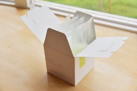 メロンロールミニ　４ヶ入