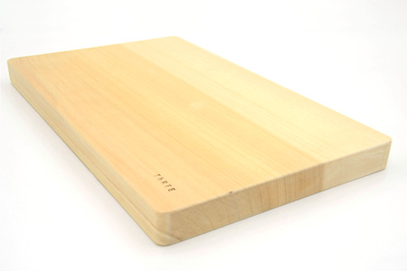 天然銘木 銀杏のまな板（大） サイズ：約400×240×28mm 職人仕上げ TR-2-2 徳島 那賀 木 天然銘木 銀杏 木目 木製 日本製 まな板 キッチン用 料理 調理 調理器具 お祝い 贈物 