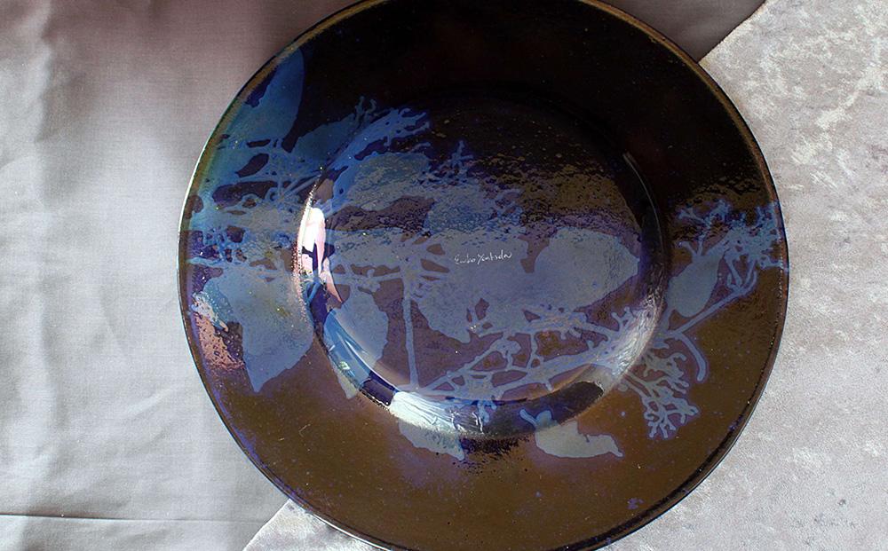 皿 つづるガラスアート 蔓（つる）の実 −SUMI− 吉田栄美子 ｜ 特大大皿 × 1枚