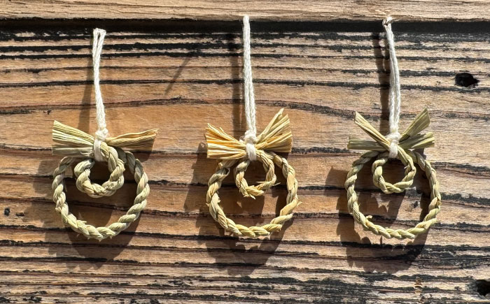 まこものしめかざり　二重ストラップ　島根県松江市/豊付堂　真菰　マコモ　しめ縄　お祓い　お守り [ALEM008]