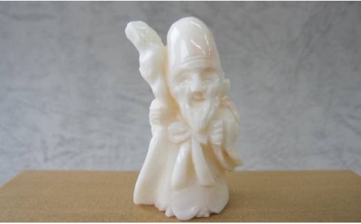 天然白珊瑚　寿老人の彫りの置物