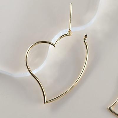 ふるさと納税 山梨県 【山梨県】【ジュエリー】K18 heart reef/ハートリーフ M ピアス |  | 02