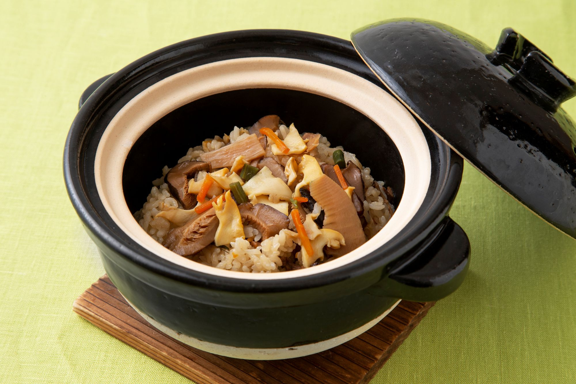 
            1758　〈伊勢せきや〉伊勢宮笥（いせみやげ） 3点　佃煮 ごはんのお供 炊き込みご飯 あわび 自宅 お土産 個食 便利 子持しぐれ あわびこはん つぼやき
          