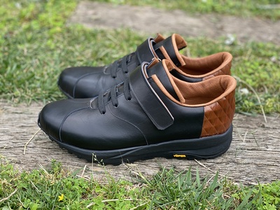 快適 !職人が作る レザースニーカー 黒 × 茶 26cm | 関口善大靴工房 くつ 革 職人 靴 レザー 本牛革 調布 ファッション スニーカー 東京都 ブラック ブラウン