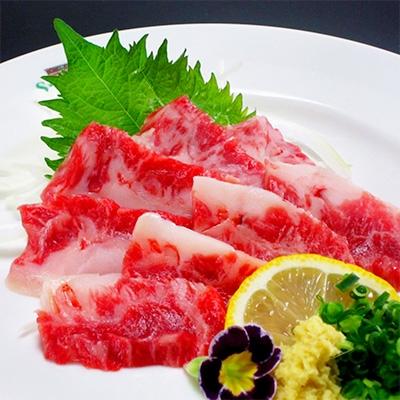 ふるさと納税 御船町 特撰霜降り馬刺し 150g　馬刺し醤油1本(150ml)付き