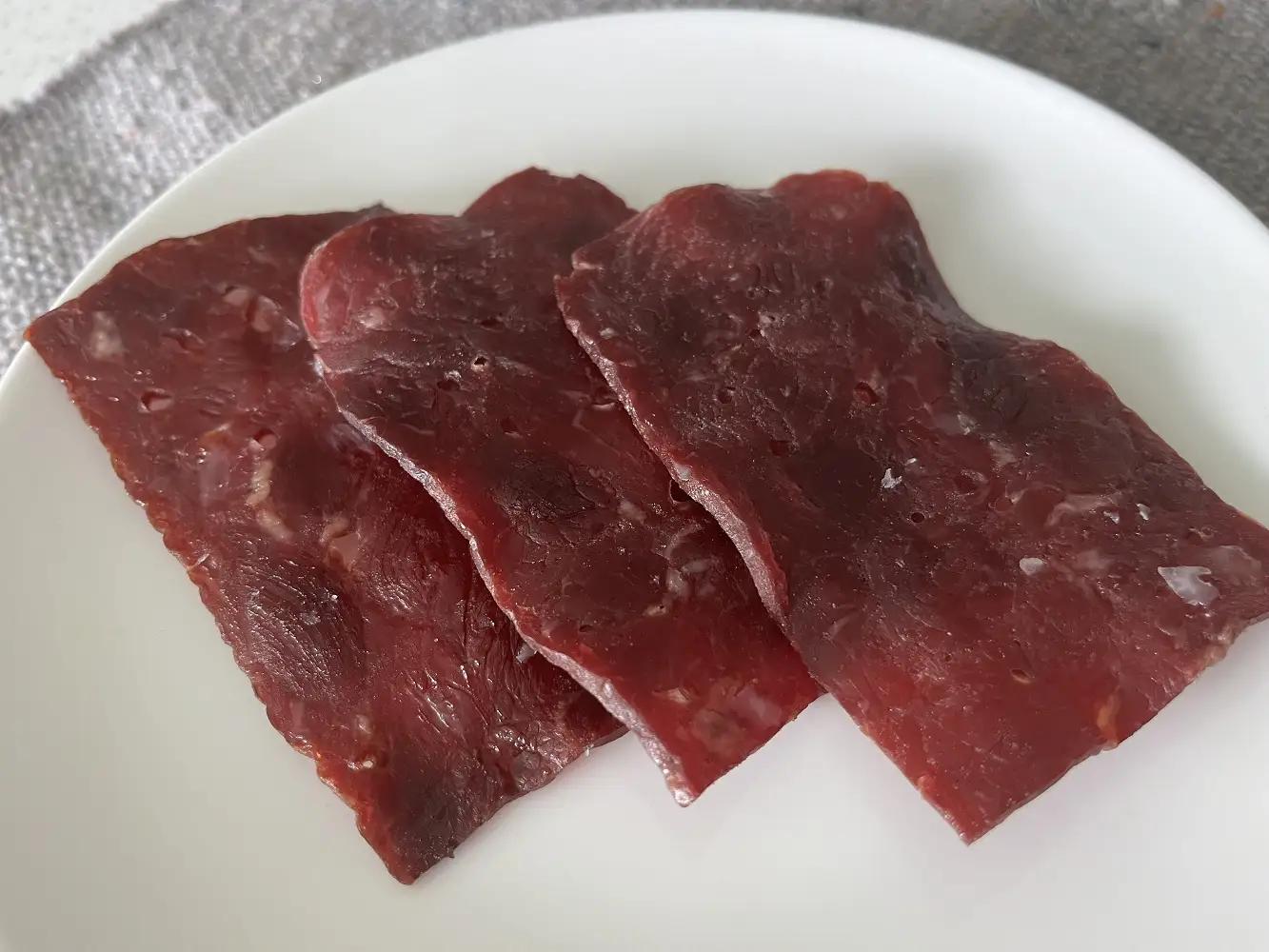 北海道産 ワインビーフ ジャーキー 6袋 セット 計180g ビーフジャーキー おつまみ 牛肉 珍味 酒の肴 常温保存 ふるさと納税 北海道池田町