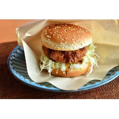 ふるさと納税 竜王町 「近江牛匠のカレー」と「近江牛ハンバーグカツ」セット |  | 02