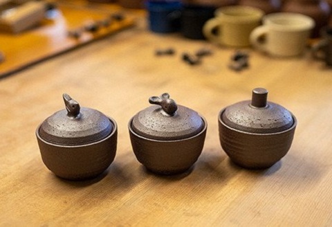 塩壷 3種セット 日常屋 くじら どんぐり シロチドリ 調味料入れ 食器 保存容器 塩 調味料 保存 セット キッチン用具 キッチン用品 鯨 クジラ 高知県 黒潮町 母の日 父の日 ギフト プレゼント[1493]
