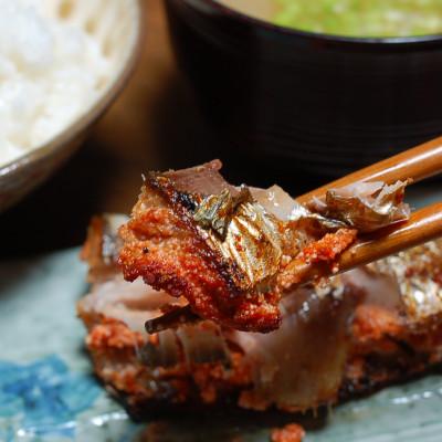 ふるさと納税 芦屋町 ピリ辛　いわし明太　大容量20尾　福岡名物の辛子明太子をイワシに詰め込みました。唐辛子好き辛党の方に |  | 02