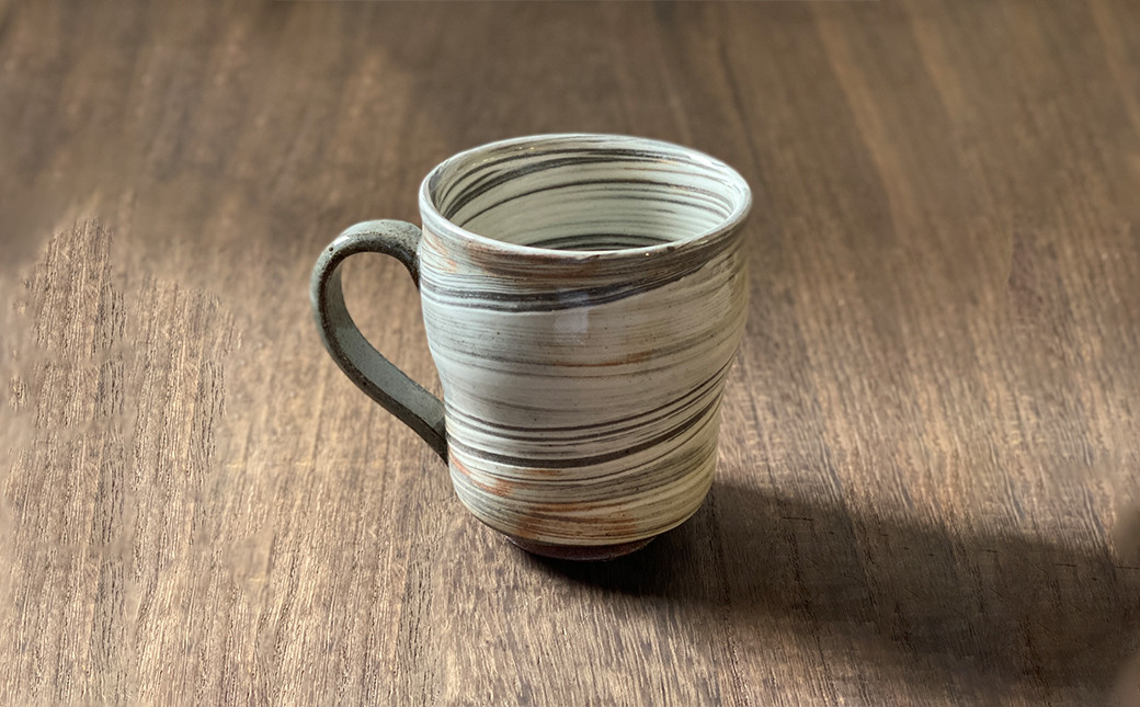 
唐津焼 窯作 刷毛目唐津マグカップ 鏡山窯
