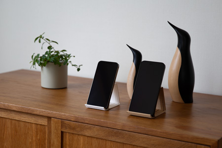 和紙のスマホスタンド iPhone 16 Pro Max 対応 ホワイト 岩手県奥州市産 バンドシー Bandc for iPhone 16 Pro Max, 15 Pro Max, 14 Pro M