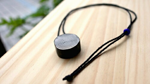 【ふるさと納税】伊勢志摩備長炭　輪切りタイプ　ネックレス／アクセサリー　工芸　漆黒のダイヤ　三重県　南伊勢　伊勢志摩