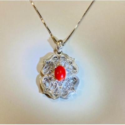 ふるさと納税 奈良市 唐草模様と宝石のシルバーネックレス(赤珊瑚) |  | 02