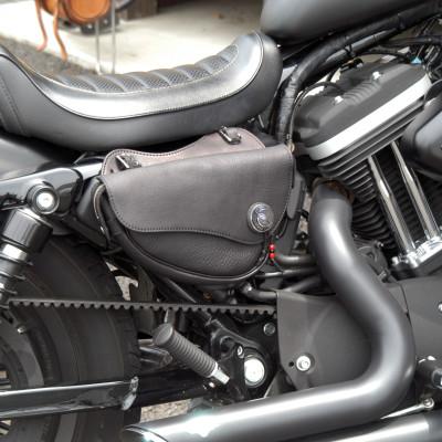 ふるさと納税 ひたちなか市 ラフテール　オックスボウ　右用ブラック　栃木レザー製シュリンクレザー使用 |  | 01